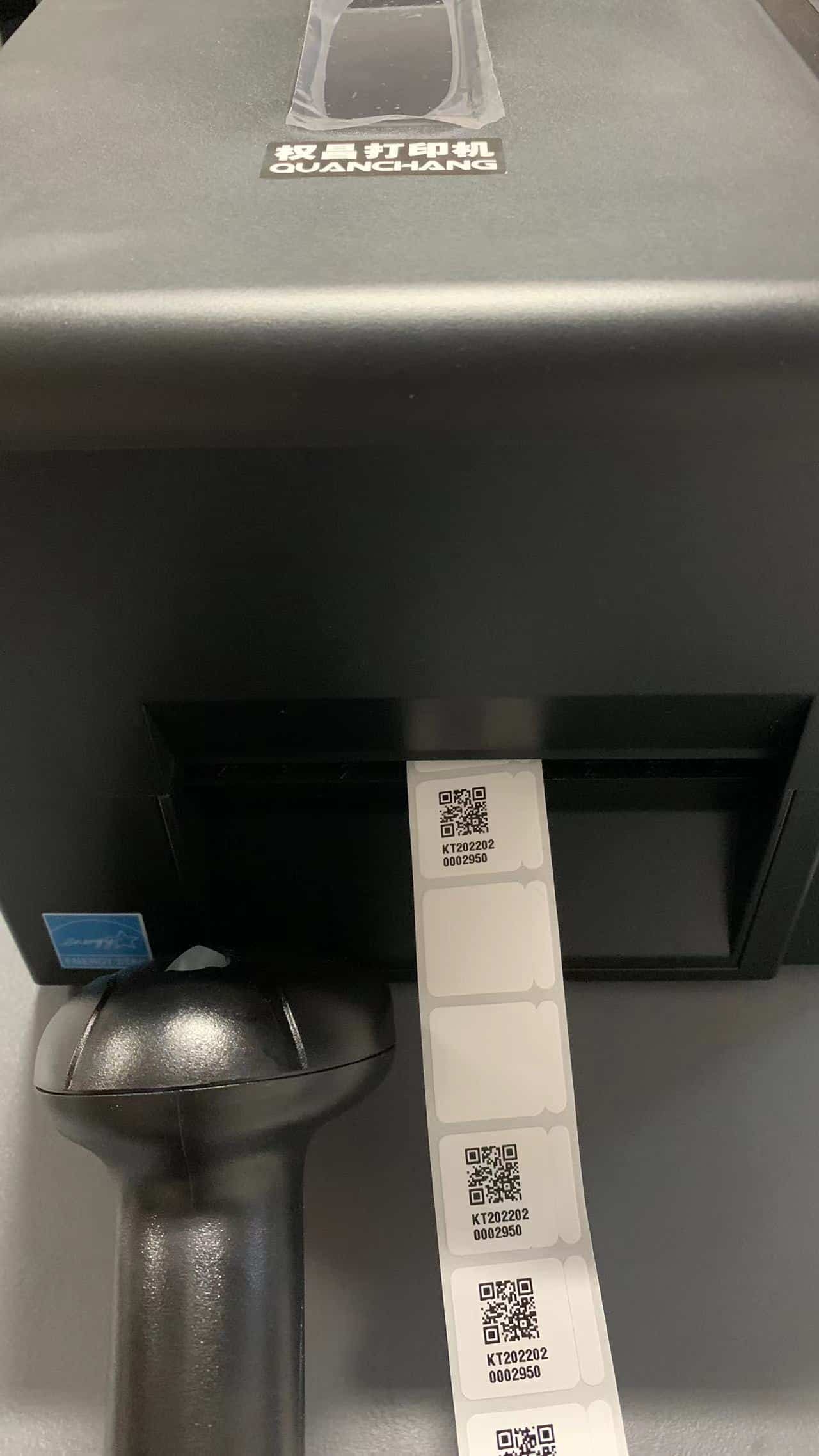 嘉模堂區掃描一張二維碼,標簽打印機打印一張二維碼,無需要用電腦